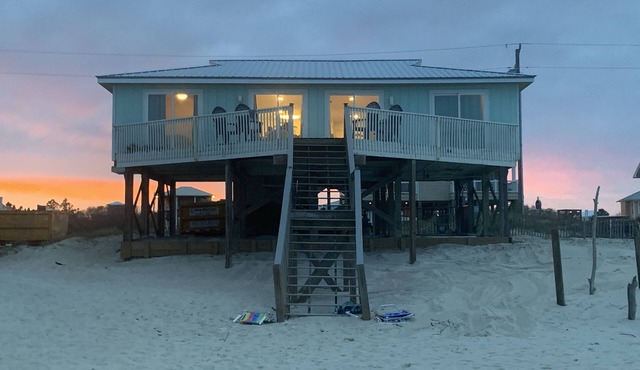Cute Bungalow w/small pool! Absolutely Beach Front!