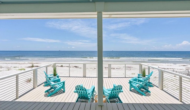 Dauphin Charm - 2237 Bienville