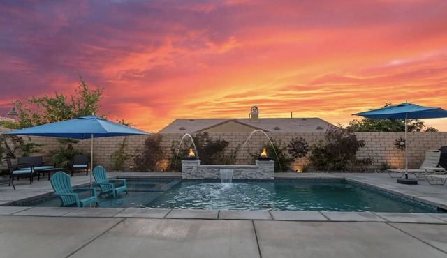 Desert Oasis in Terra Lago Enjoy Coachella and large pool. All new inside. AC