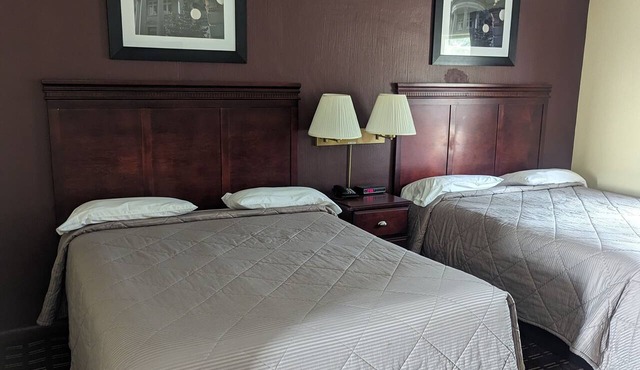 Dollar Inn