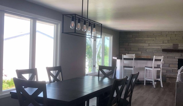 Door County Spacious 5 Bedroom Agrotourist Retreat-Outdoor Pool