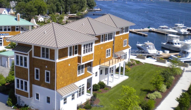 Door County Waterfront Cottage