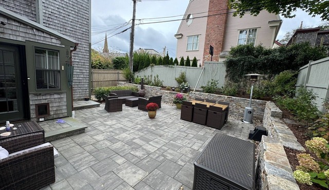 Dream opportunity for a short-term stay in Fantastic Newport
