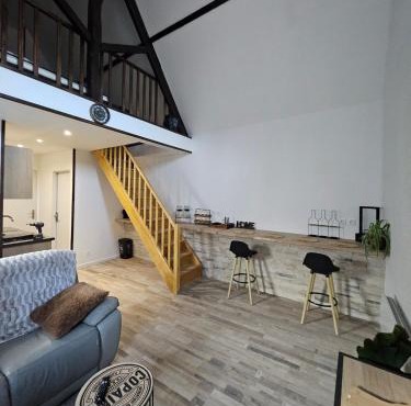 Duplex dans corps de ferme Beauvais Airport