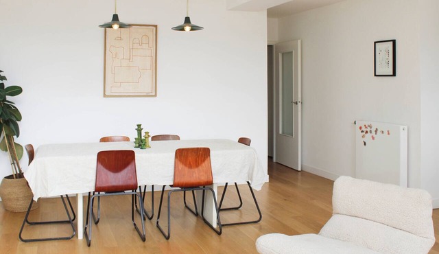 Duplex with balcony in Saint-Ouen