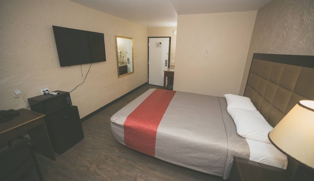 Economy Inn
