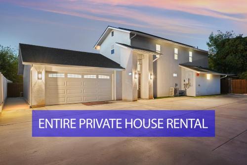 Entire Private House with Garage, Gated Yard, King Bed House,3 Bedrooms 2 Bathrooms, Available Now