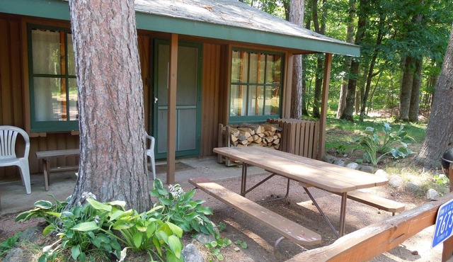 Estrold's Resort- Marsh Cabin