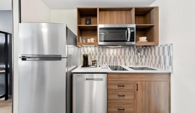Everhome Suites San Bernardino - Loma Linda