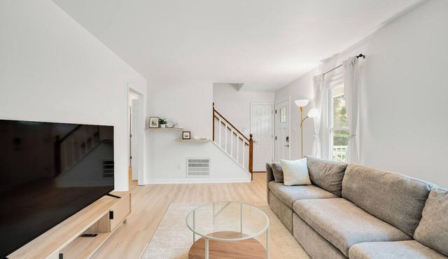 Extended Stays: 4B2B, Fenced Yard, Dogs OK, Fast WiFi