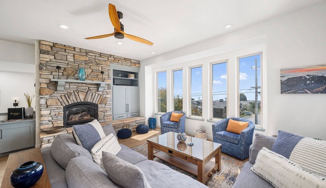 Fabulous 3 Bed, 2.5 Bath Home with Stunning Ocean Views! Perfect Location!