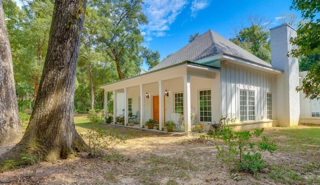 Fairhope Cottage: 2 Mi to Town & Pier!