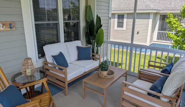 Family Resort Cottage Near Sandbanks | Pools, Lake Access, A/C & Screened Porch