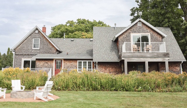 Farmhouse at Loma Cottages