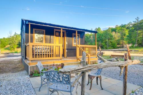 Fishing Ponds, Trails & River Access: Jay Studio!