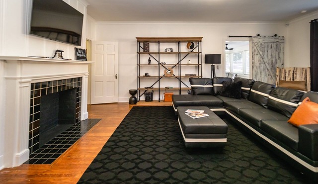 Fondren *King* Bed House in the Heart of Jackson
