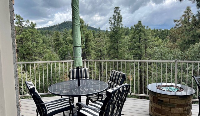 Forest Home-Panoramic Pine Views/Arcade/Spa/Games
