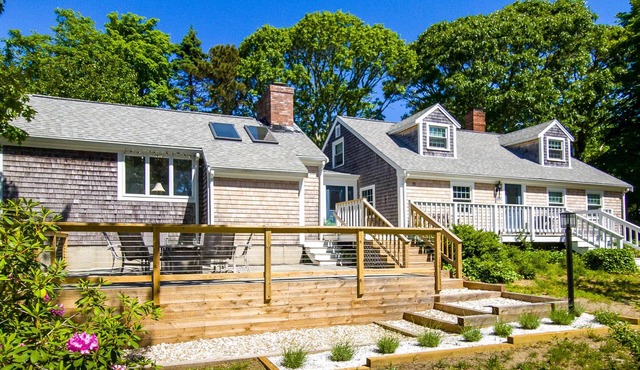 Freshly Renovated, Bright and Spacious, Central AC, Deeded Access to Town Cove