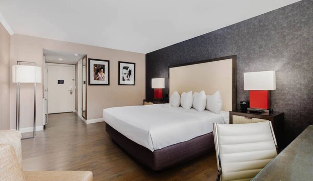 Fully Equipped Apartment w/Kitchen | Close to Lincoln Memorial & White House