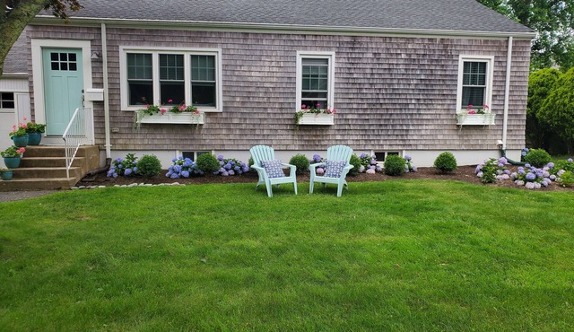 Furnished Newport Beach Cottage- 3 Month Rental. March, April, May only 2024.