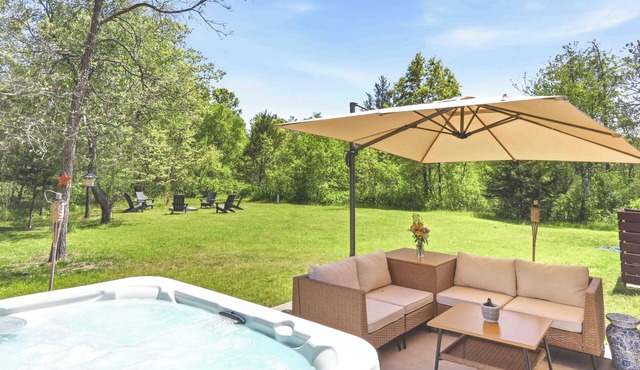 Golf Course Retreat at Lake Arrowhead with Hot Tub