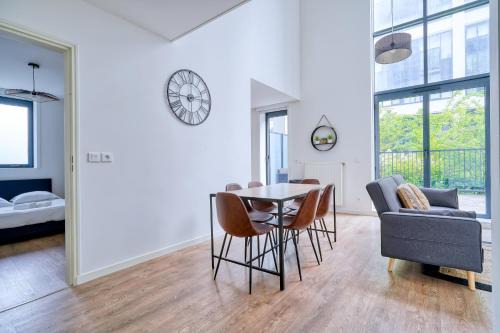 Gorgeous duplex near top attractions