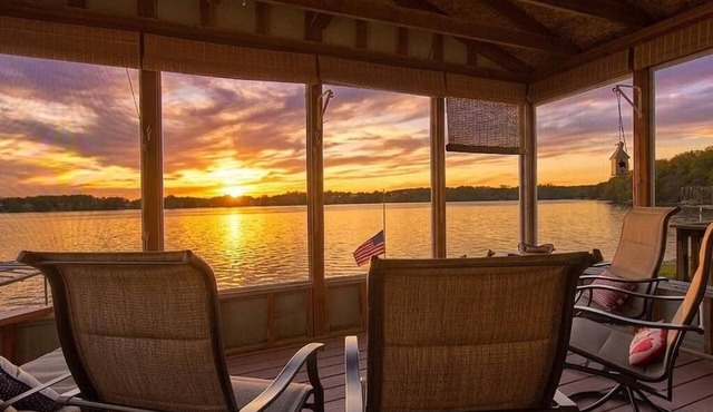Granite Lake Getaway - 4 BR Sleeps 8-10