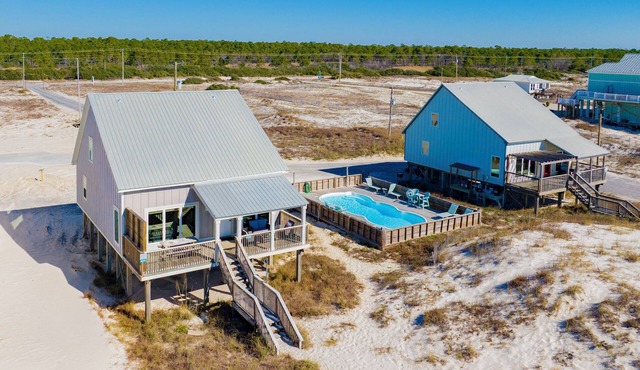 Gulf Front | Pet Friendly | Shared Pool