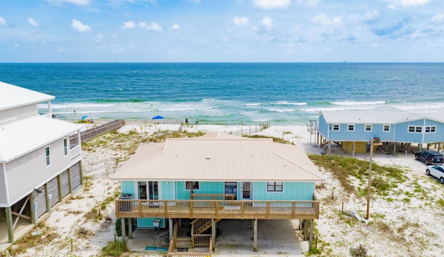 Gulf Front | Screened Porch | Pet Friendly Coastal Classic