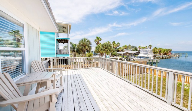 Halito Oka | Gorgeous Bay Views | Beach Access
