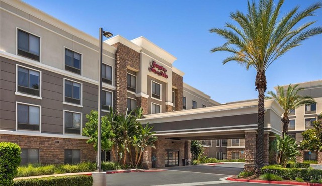 Hampton Inn & Suites Moreno Valley