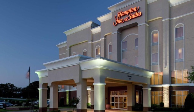Hampton Inn & Suites Texarkana