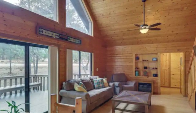 Happy cabin in Heber