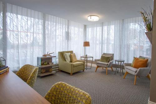 Holiday Inn Blmgtn Arpt South - Mall Area by IHG