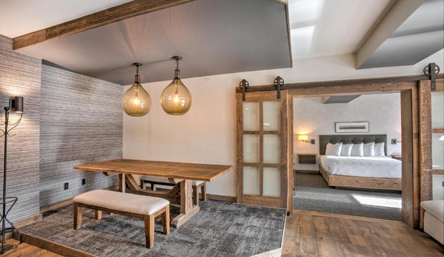 Hotel Crosby