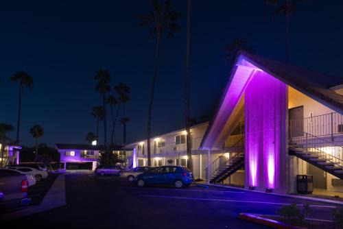 Hotel Iris - Mission Valley-San Diego Zoo-SeaWorld