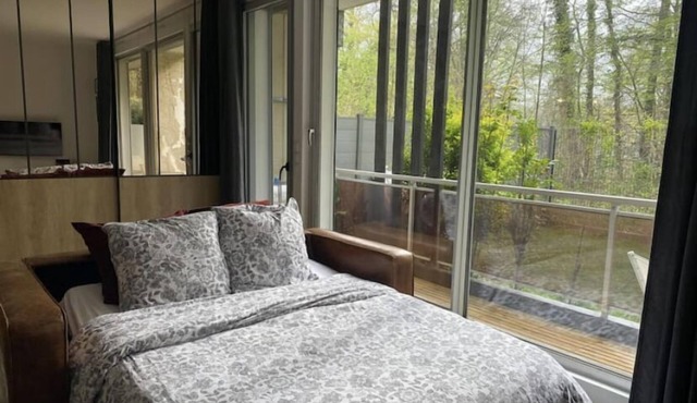 Industrial-style apartment with private garden!