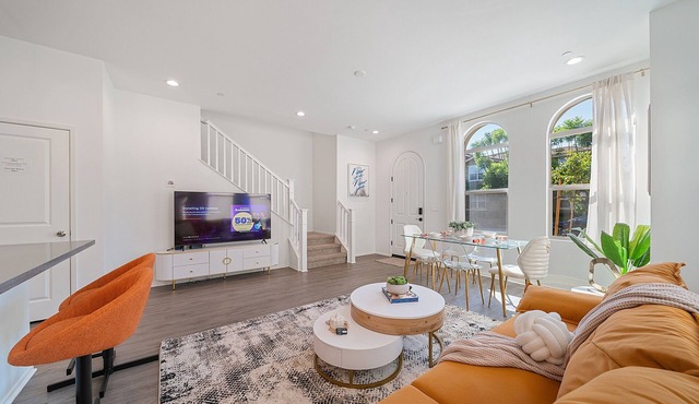 Jie's Brand New built 3B2.5B The Arbor Residence