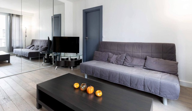La Croix Nivert I Elegant 1 Bed in Paris
