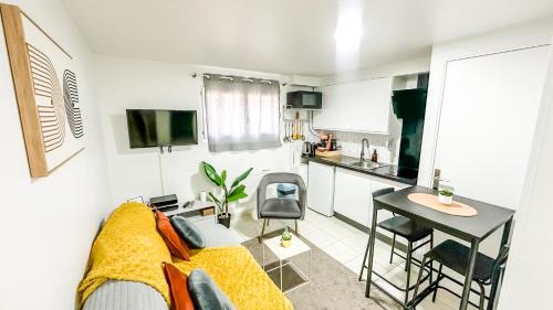 La Parenthèse Urbaine - T2 Cosy et fonctionnel - Metro 5 Bobigny