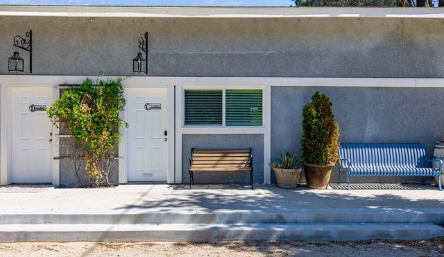 Lake Hughes Apartment Unit C