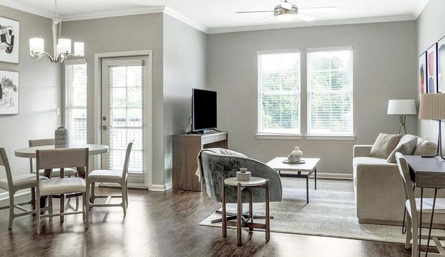 Landing at Park Rowe Village at Perkins Rowe - 2 Bedrooms in Oak Hills Place
