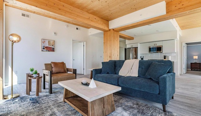Landing | Beautiful 2BD, Pool, Game Room