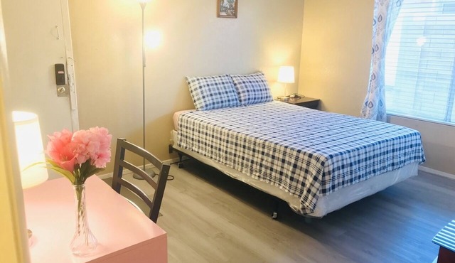 Las Vegas Independent bedroom #2