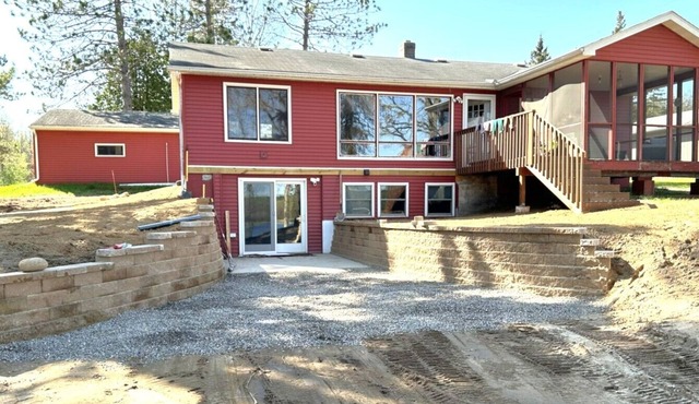 Lawrence Lake Lookout | 3 Bed, 2 Bath Cabin | Dock, Paddleboat, Screened Porch