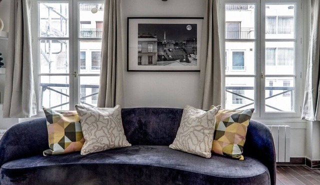 Le Moka - Duplex & Bright- Near Champs-Elysées