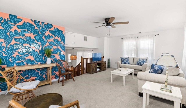 Little Salisbury Coastal Cottage | Grill + Patio