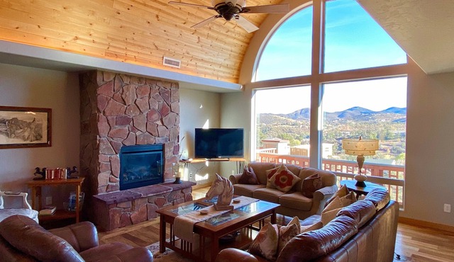 Longview Lodge - Prescott Cabin Rentals