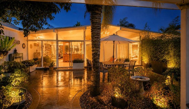 LOOK and BOOK! Midcentury Modern Home near Beach!