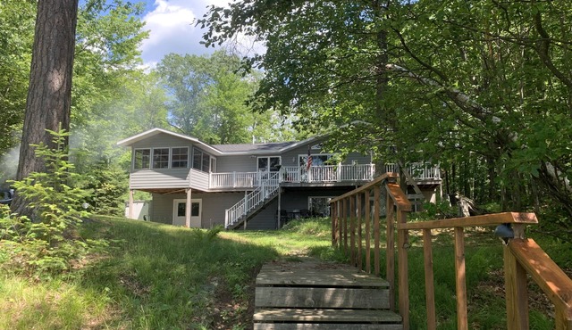 Lovely Lakeside Home, Full Rec Lake, Great Fishing, Minutes from Minocqua!
